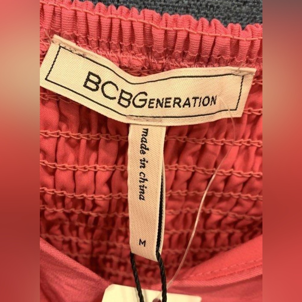BCBGeneration Coral Puff Sleeve Top - Picture 4 of 4